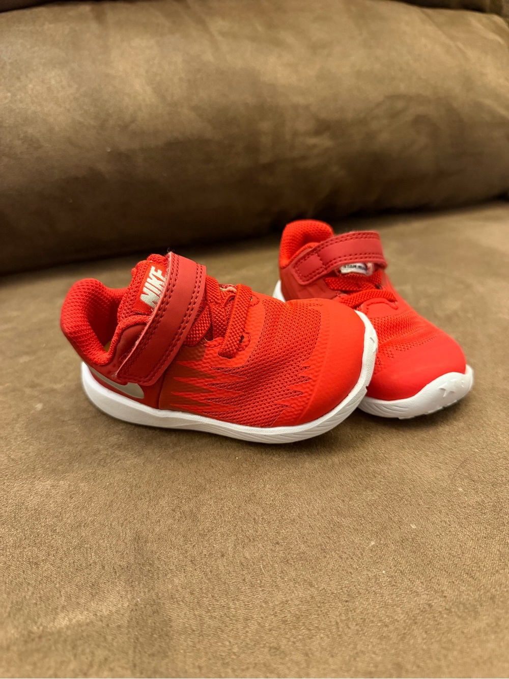 Nike Toddler Bright Red Mesh Sneakers with White Sole
